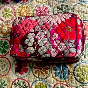 Vera Bradley makeup bag